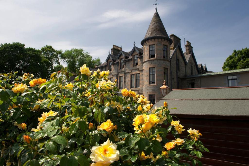 Cairngorm Hotel Авимор Экстерьер фото